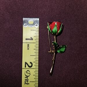 Vintage Elegant Red and Green Giovanni Rose Brooch